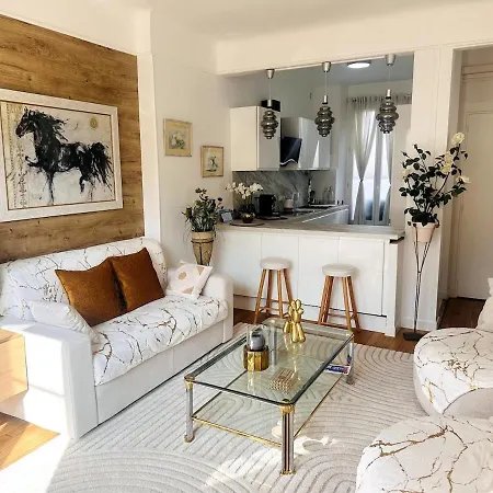 One Bedroom In Center A Few Steps From The Croisette And The Martinez - 2032 * Cannes