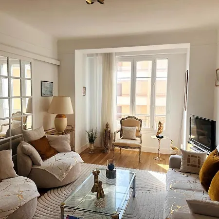 One Bedroom In Center A Few Steps From The Croisette And The Martinez - 2032 Apartment